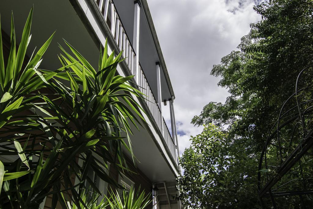 Rathbone Mansions New Orleans Hotel Exterior photo